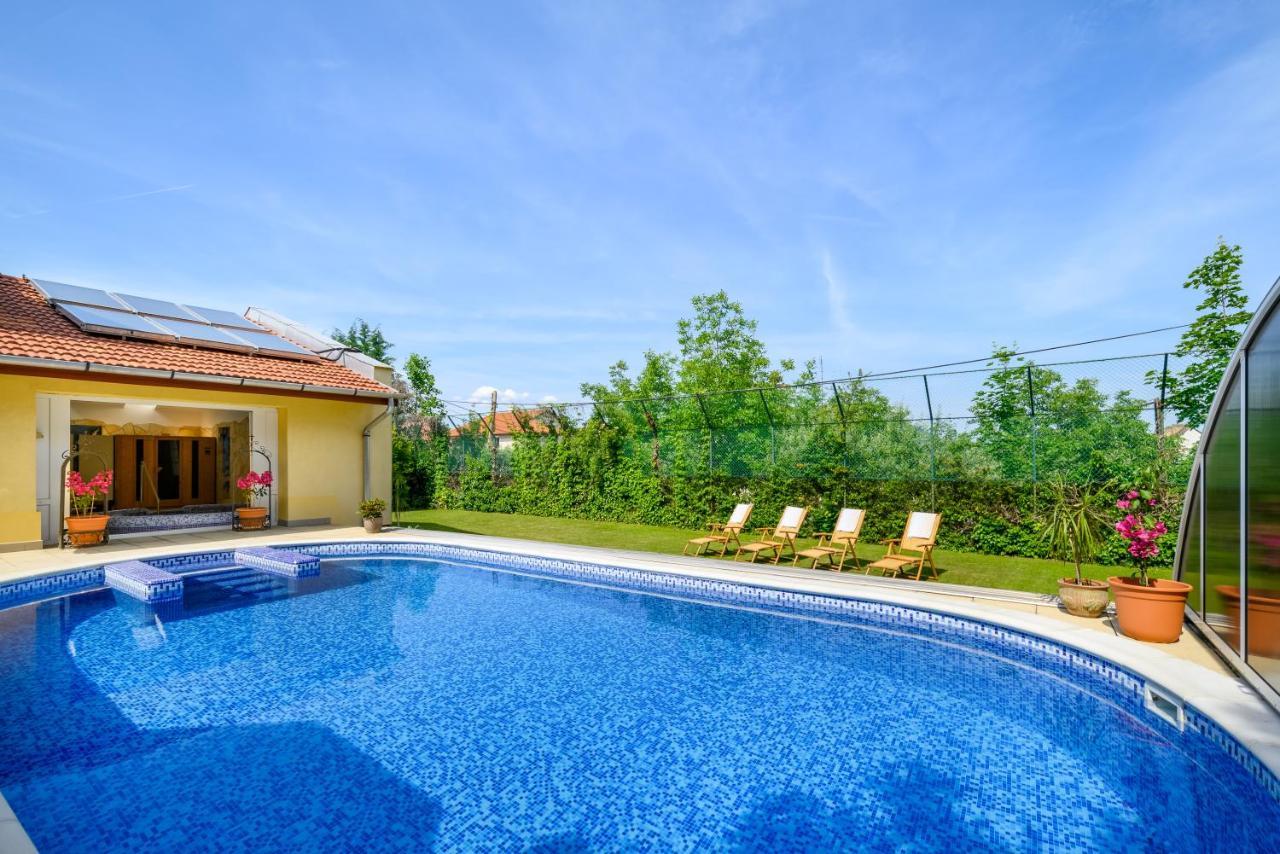 Rege - Wellness House Erlau